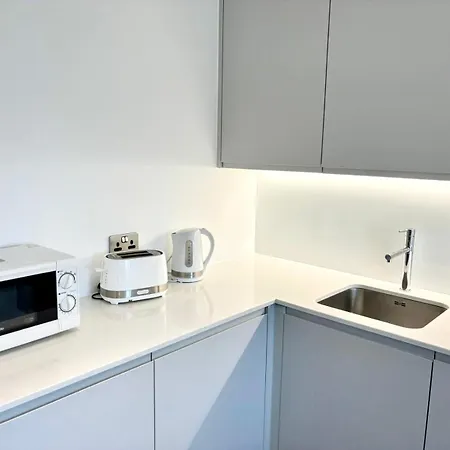 Manchester City Centre Luxe Apartment-2