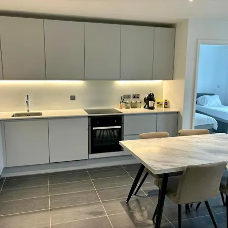 Manchester City Centre Luxe Apartment-3