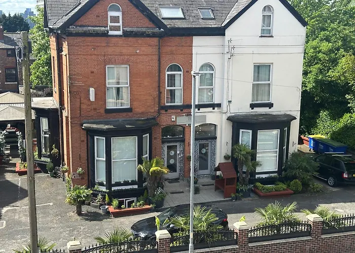 Hendham House - Near Etihad Stadium, Coop Live Arena, Ao Arena, Piccadilly Train Station & City Centre